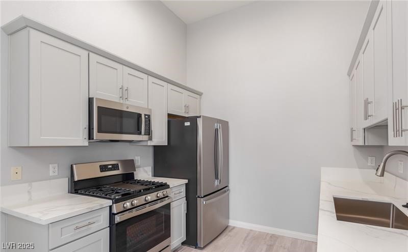 2305 West Horizon Ridge Parkway 524