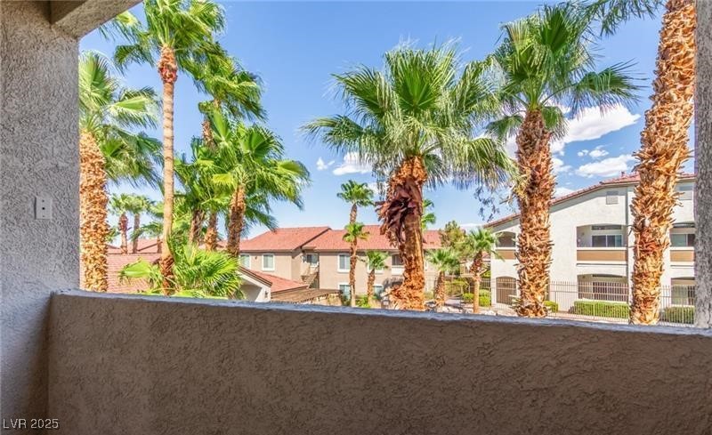 2305 West Horizon Ridge Parkway 524