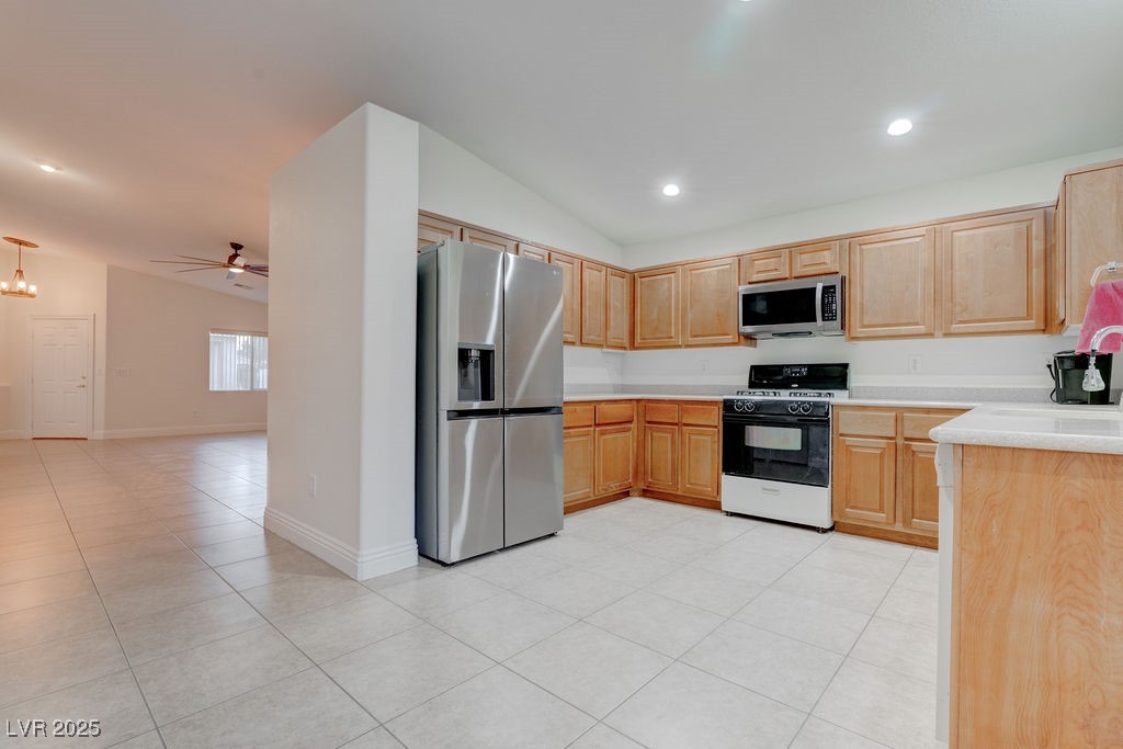 6736 Yellowwood Cove Street