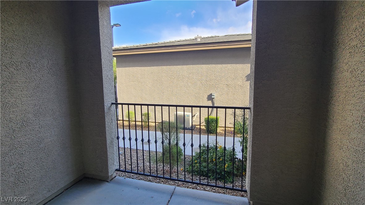 5730 Sky Pointe Drive 186