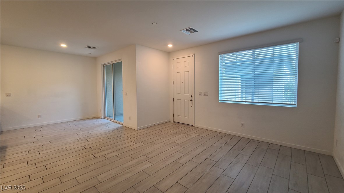 5730 Sky Pointe Drive 186