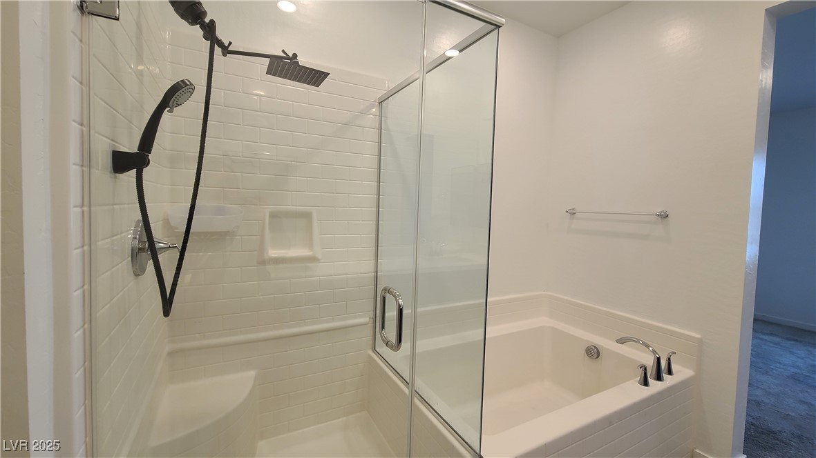 5730 Sky Pointe Drive 186