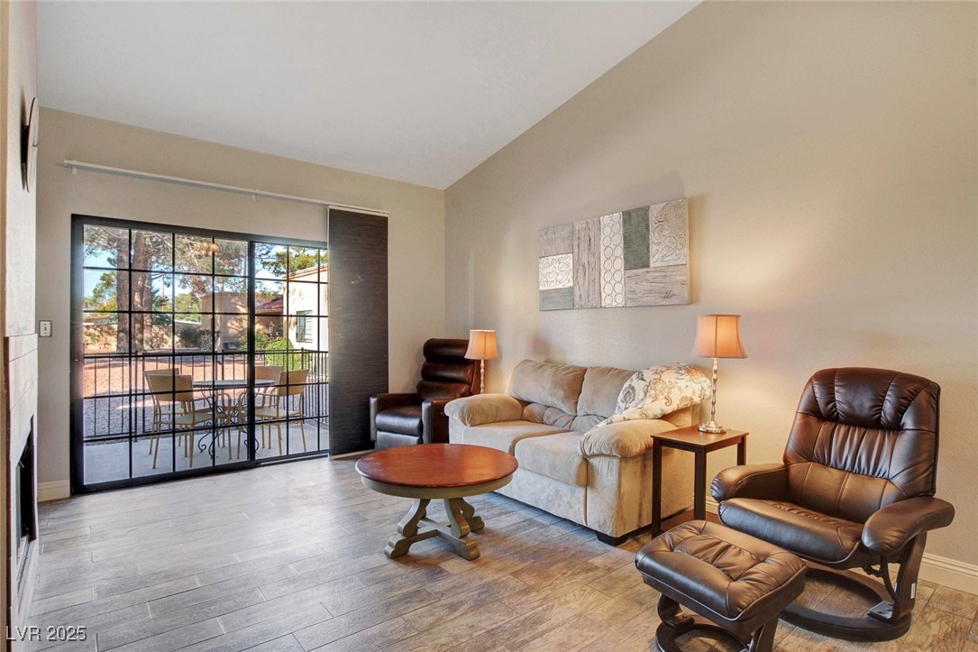2851 VALLEY VIEW Boulevard 1016