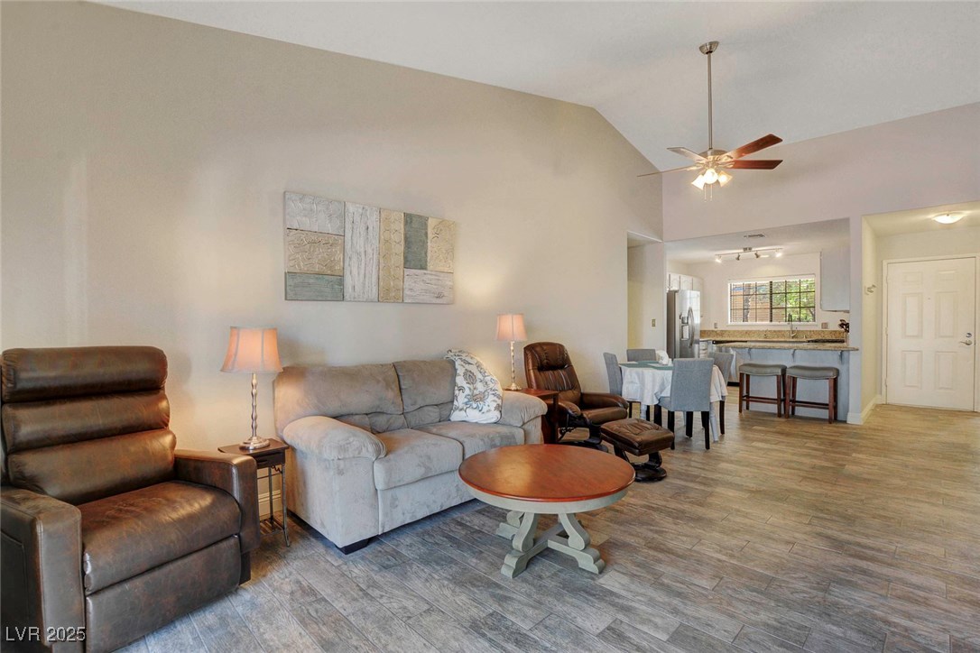 2851 VALLEY VIEW Boulevard 1016