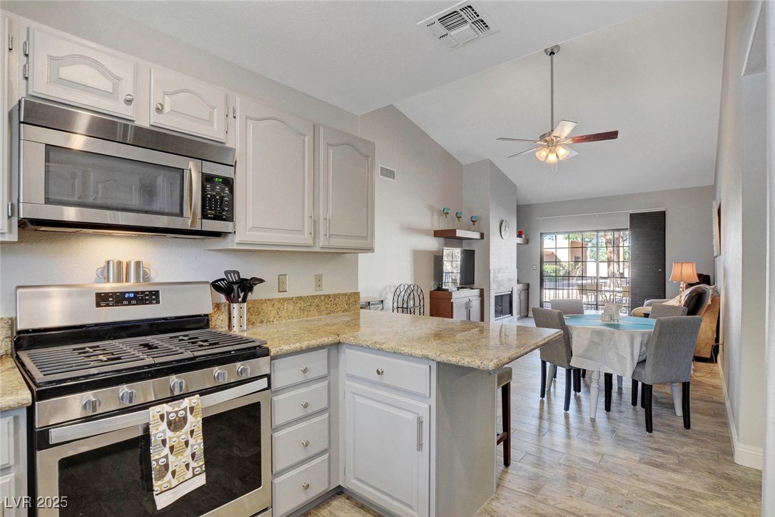 2851 VALLEY VIEW Boulevard 1016