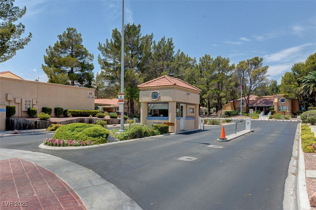 2851 VALLEY VIEW Boulevard 1016