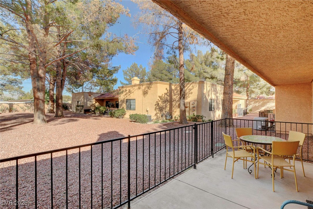 2851 VALLEY VIEW Boulevard 1016