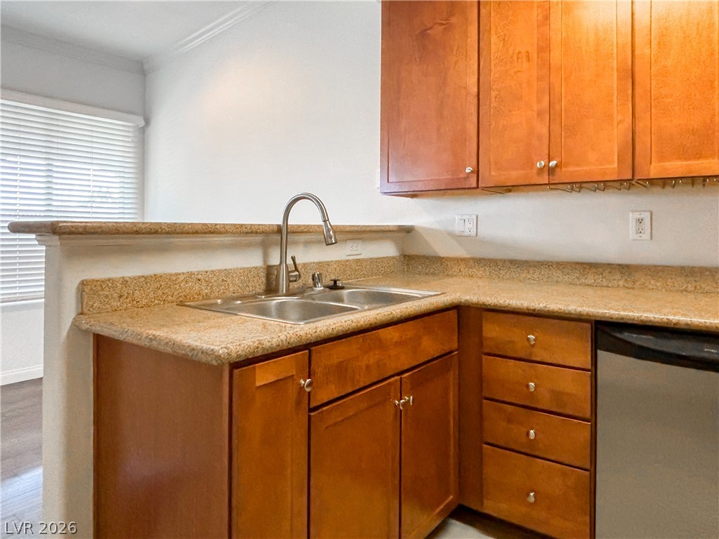 4400 South Jones Boulevard 3086