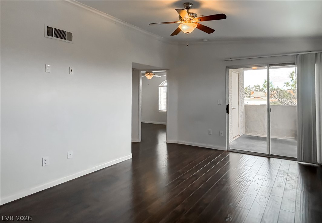 4400 South Jones Boulevard 3086