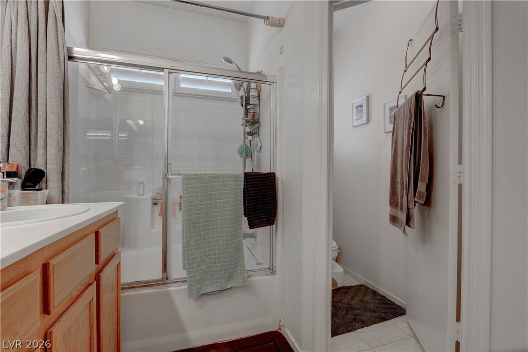 3802 Nestled Oak Avenue