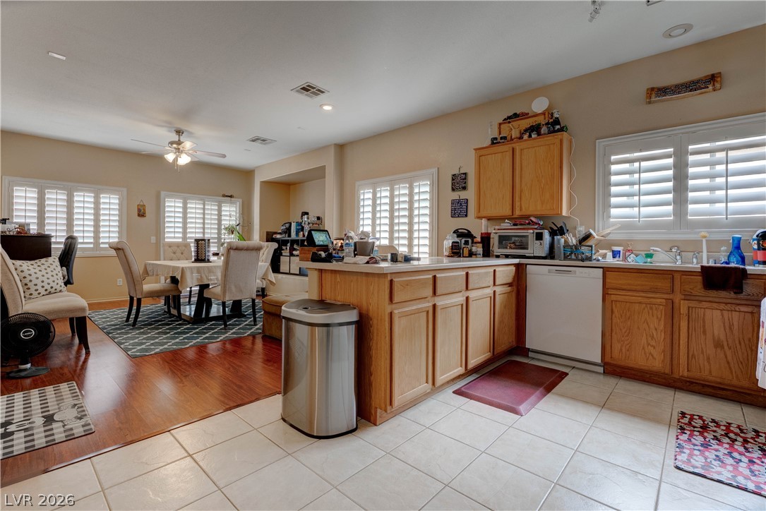 3802 Nestled Oak Avenue