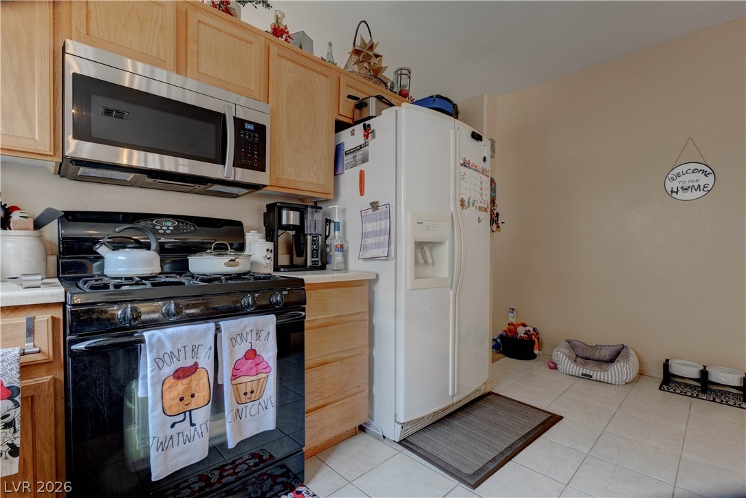 3802 Nestled Oak Avenue