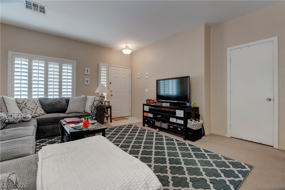3802 Nestled Oak Avenue