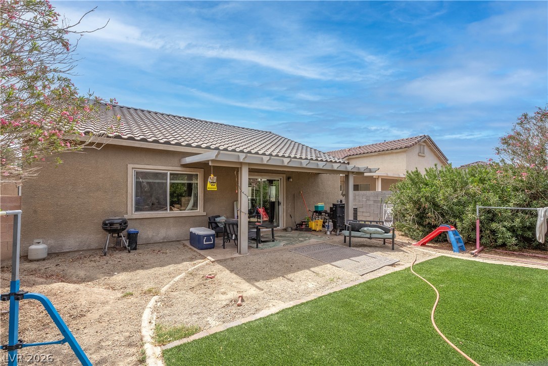 732 Cowboy Cross Avenue