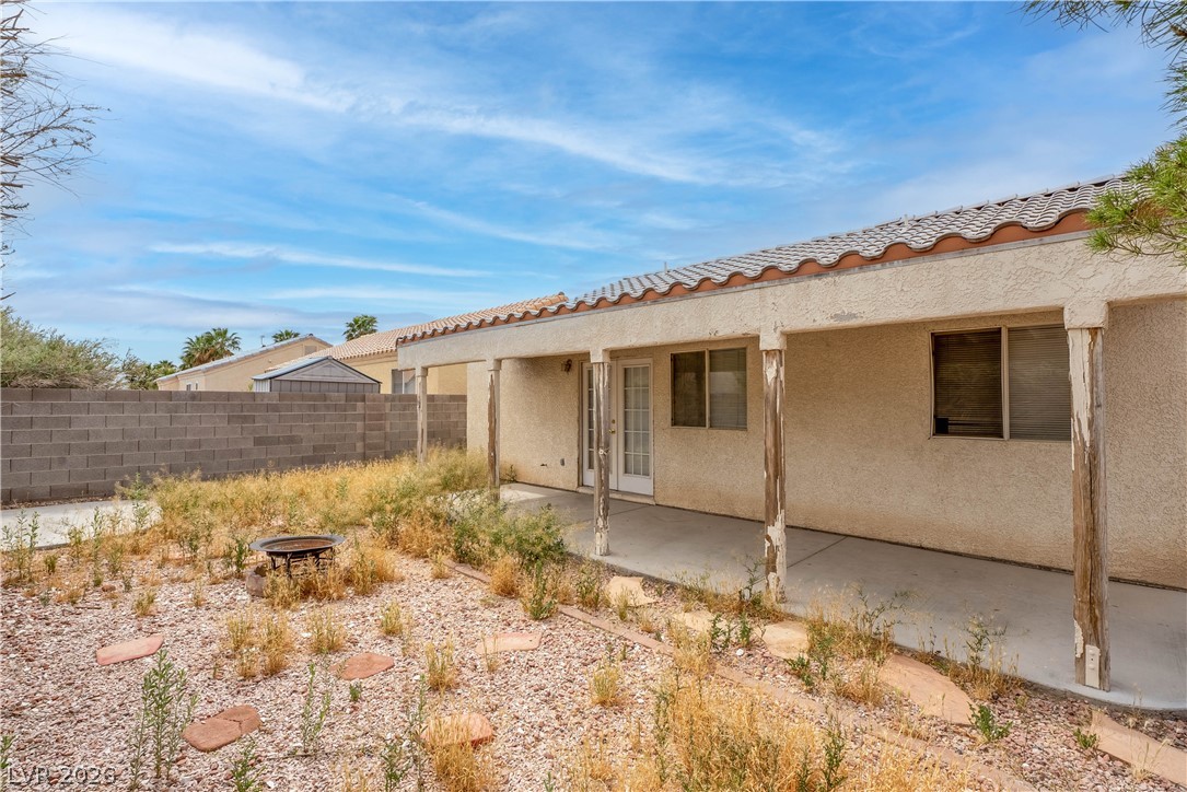 5438 Silent Path Way