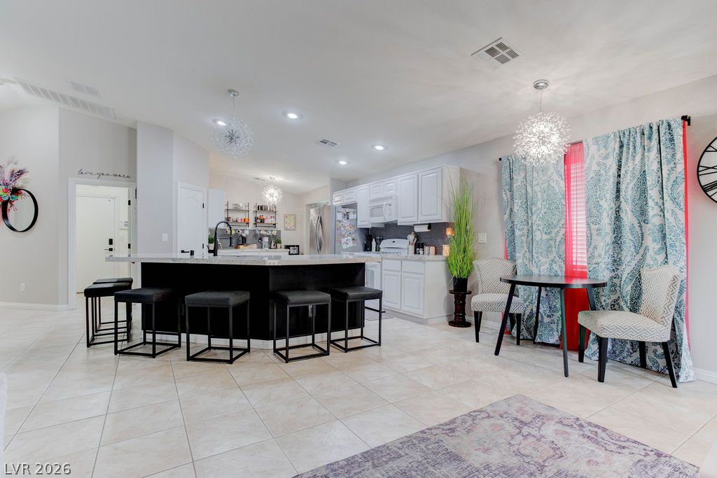 5989 Sierra Medina Avenue