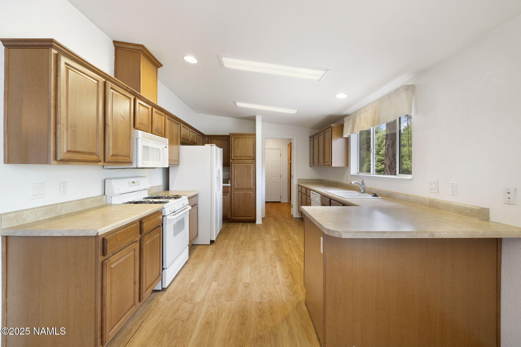 2494 W Coronado Avenue