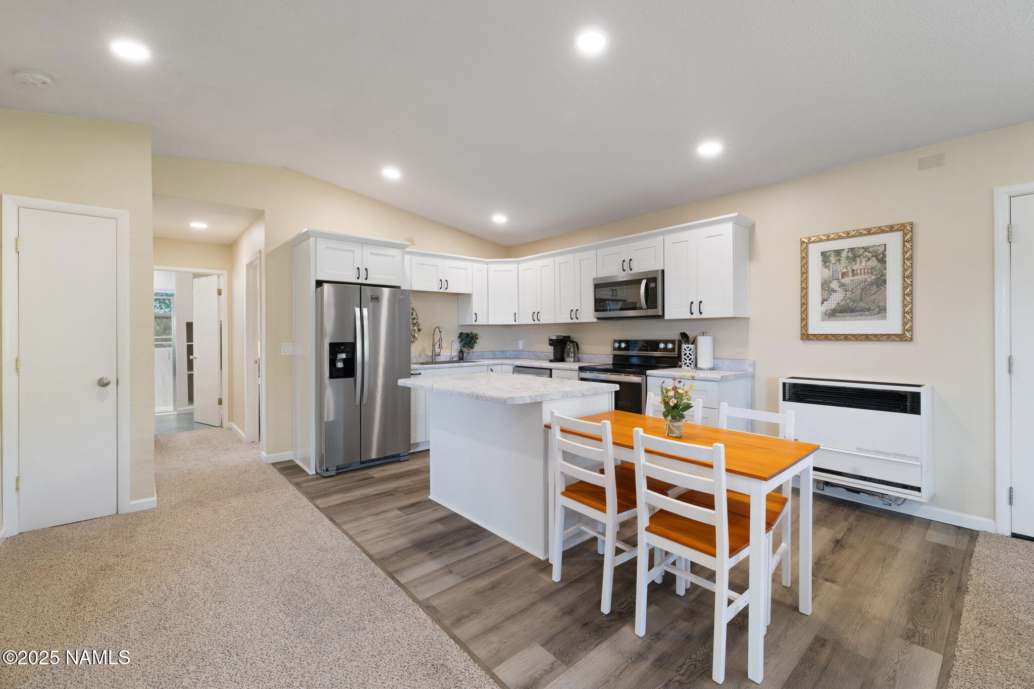 3939 N Geneva Circle