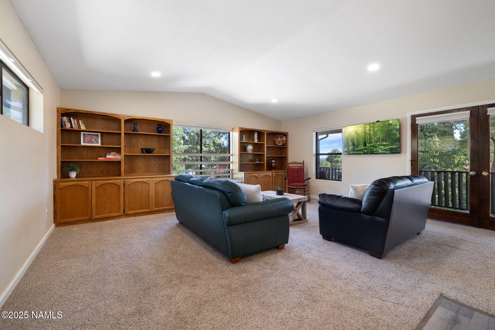 3939 N Geneva Circle