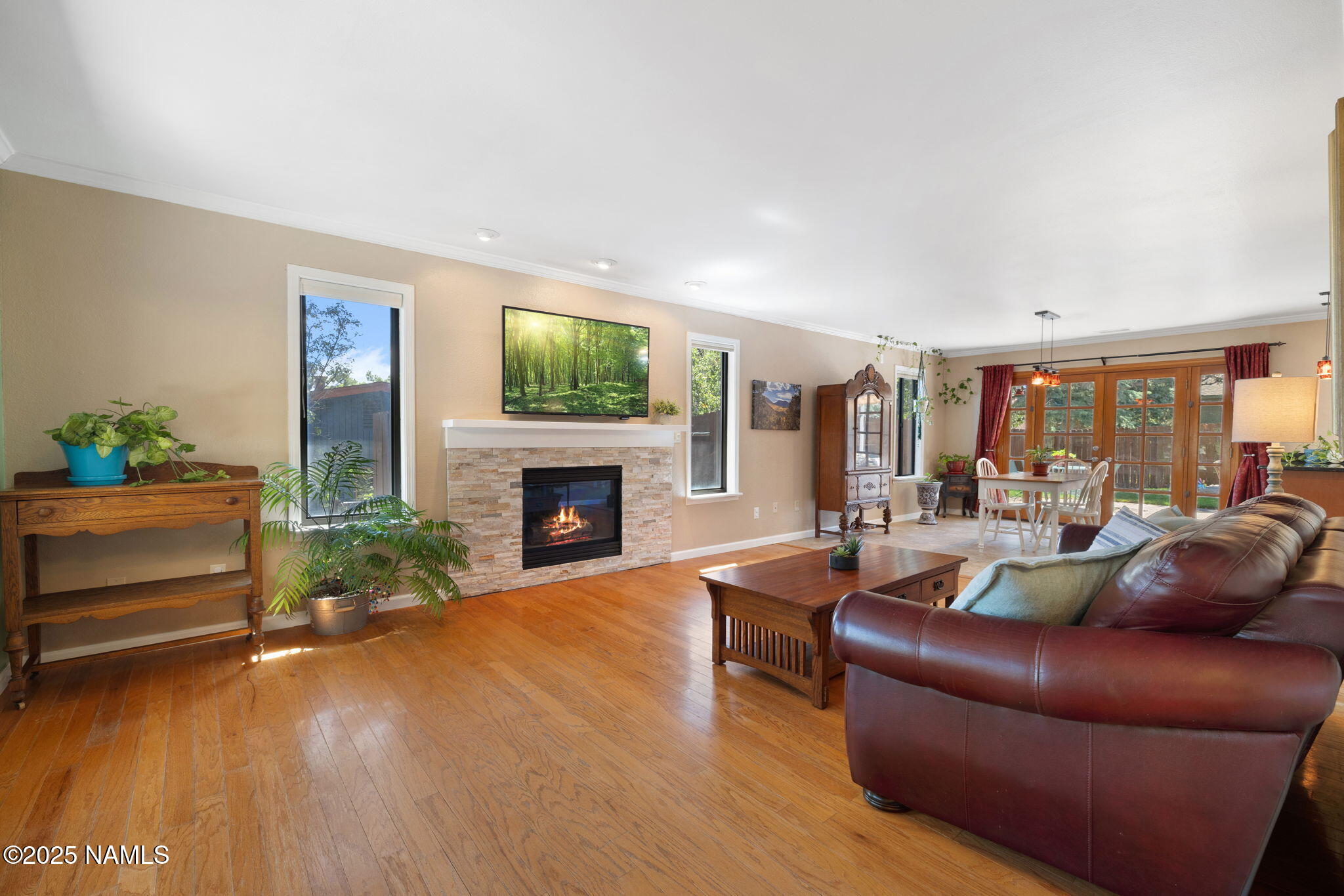 3939 N Geneva Circle