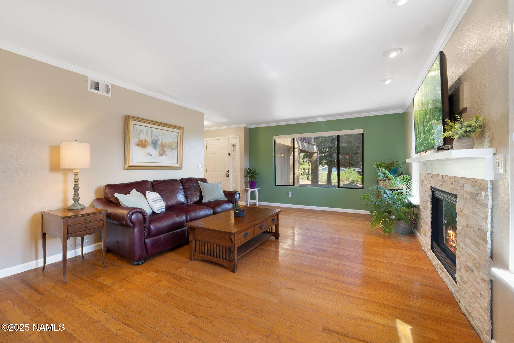 3939 N Geneva Circle