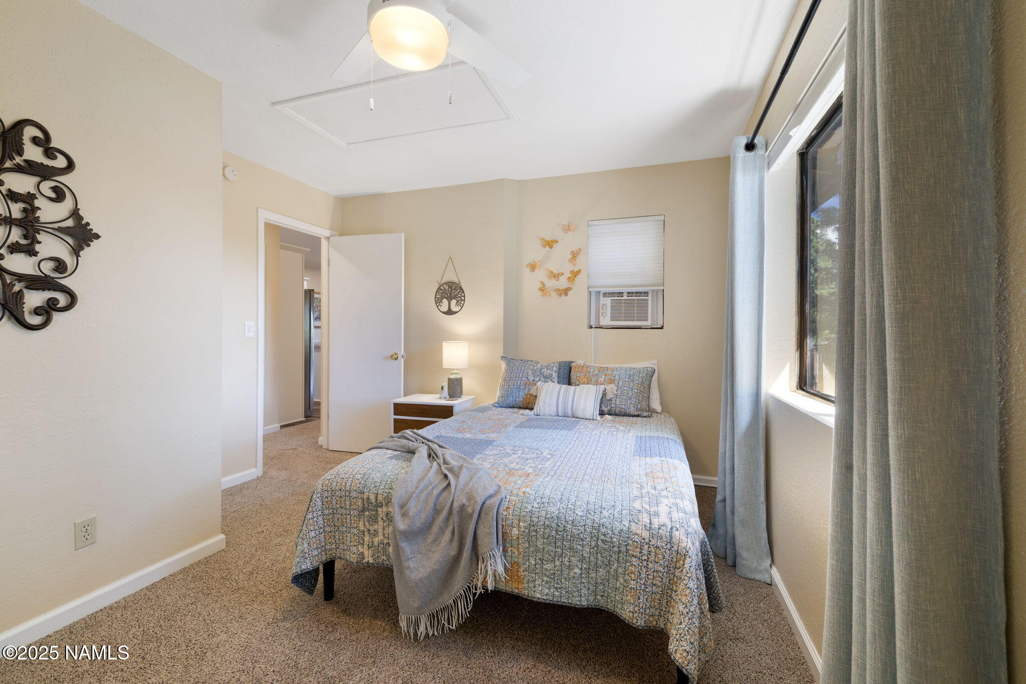 3939 N Geneva Circle