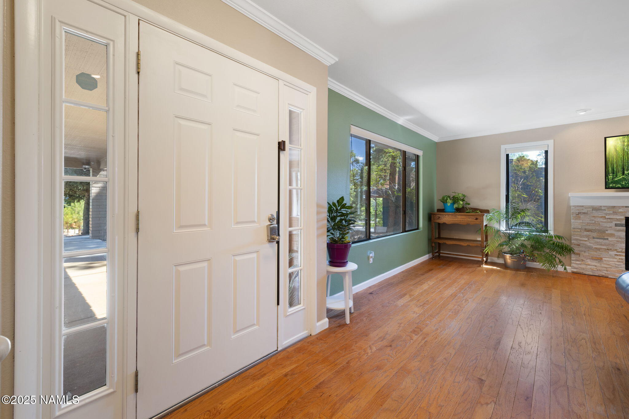 3939 N Geneva Circle