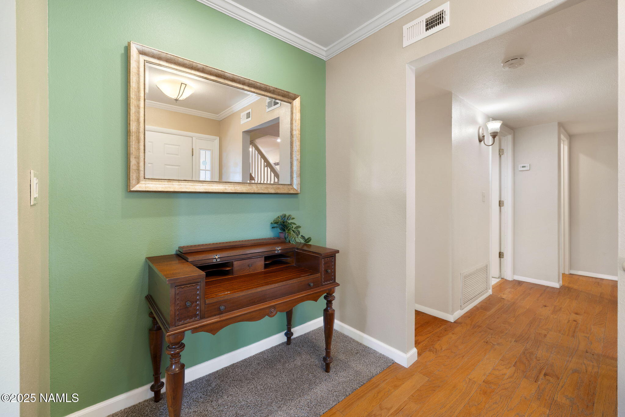 3939 N Geneva Circle