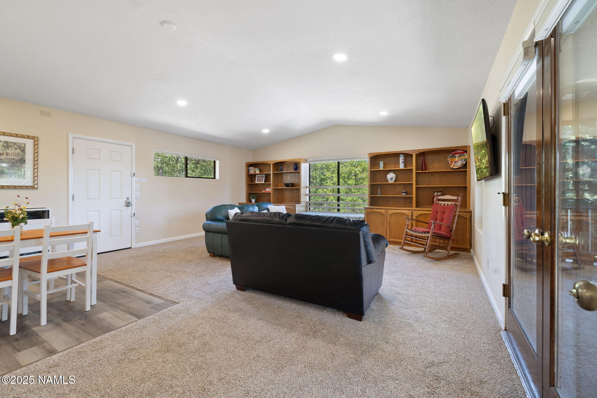 3939 N Geneva Circle