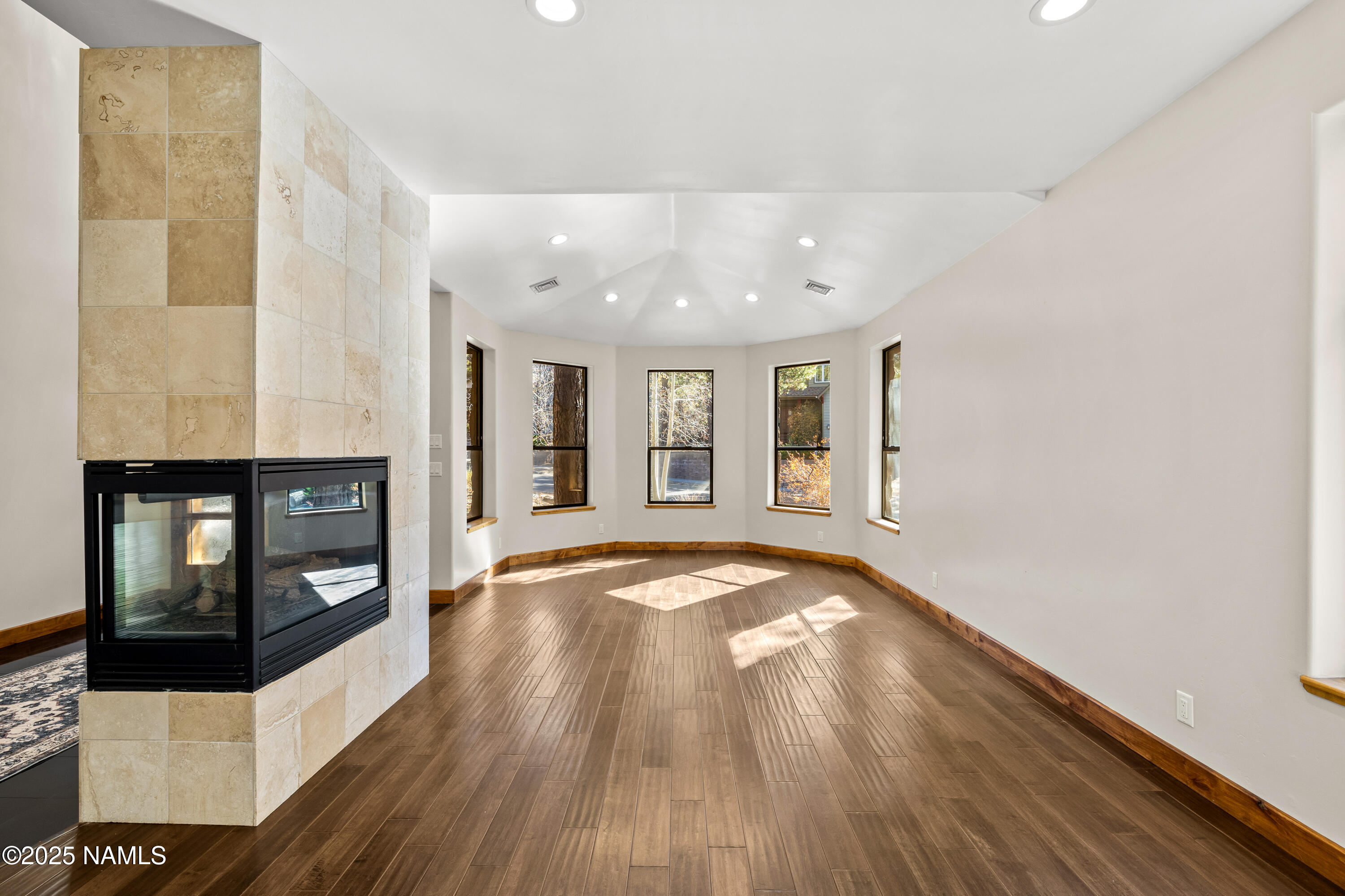 4613 S Bedrock Trail