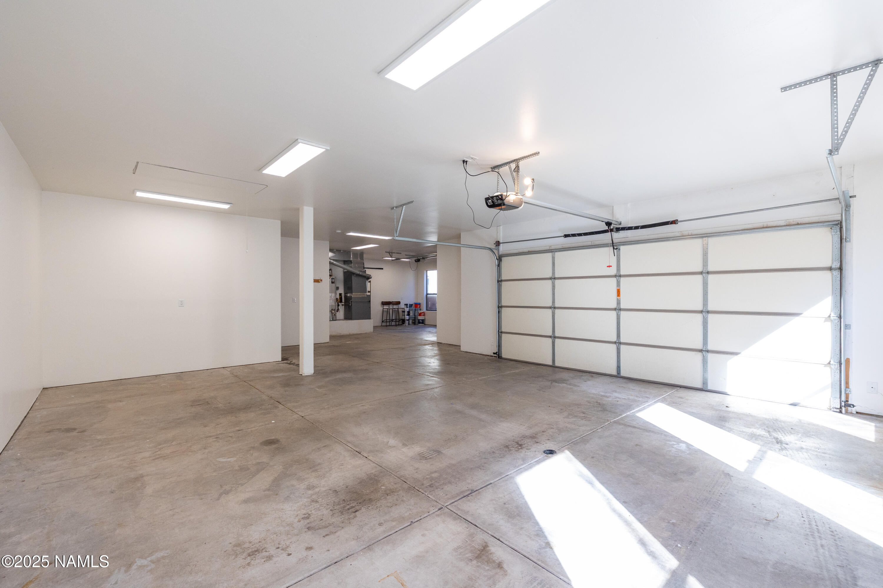 4613 S Bedrock Trail