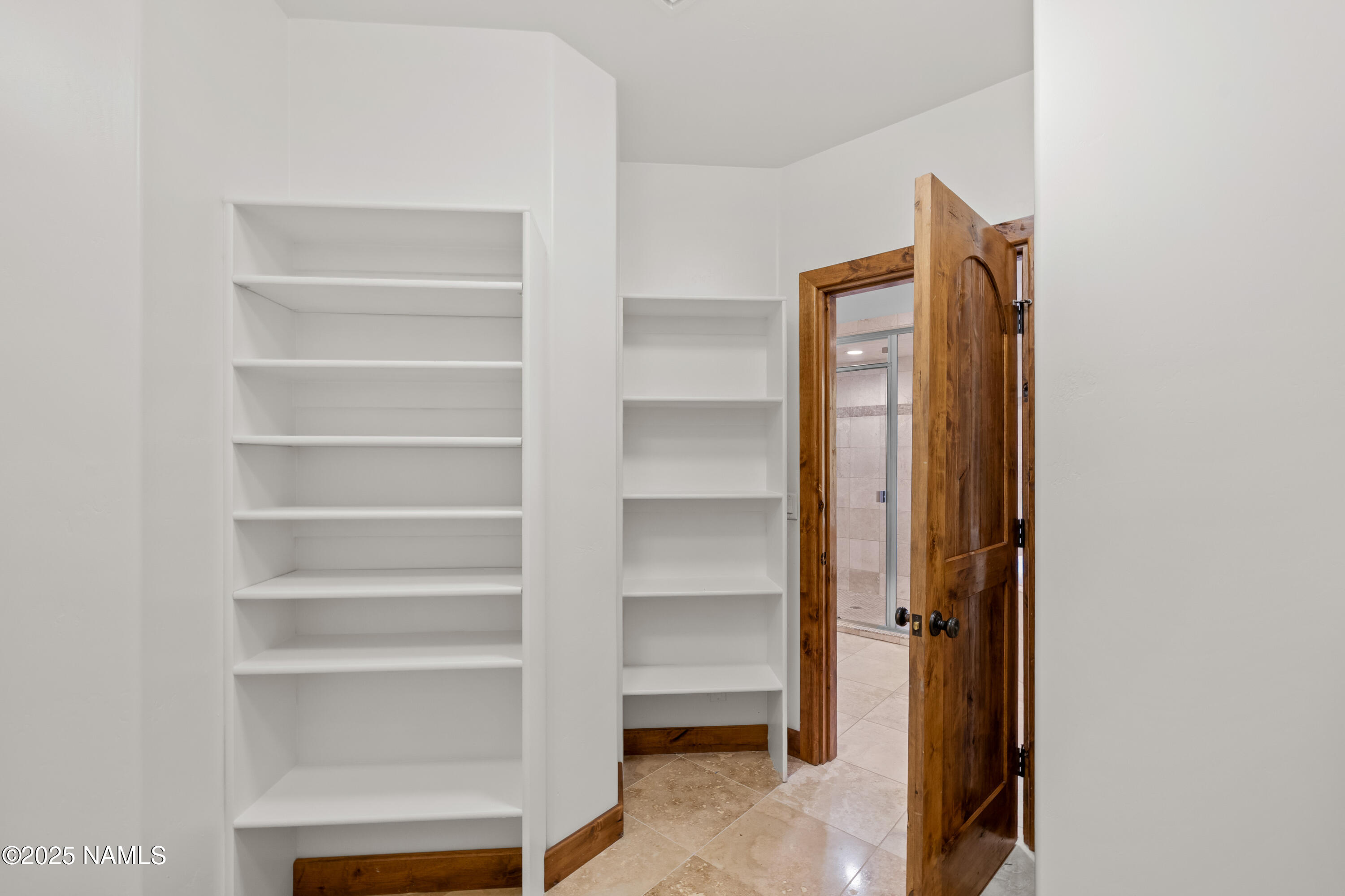 4613 S Bedrock Trail