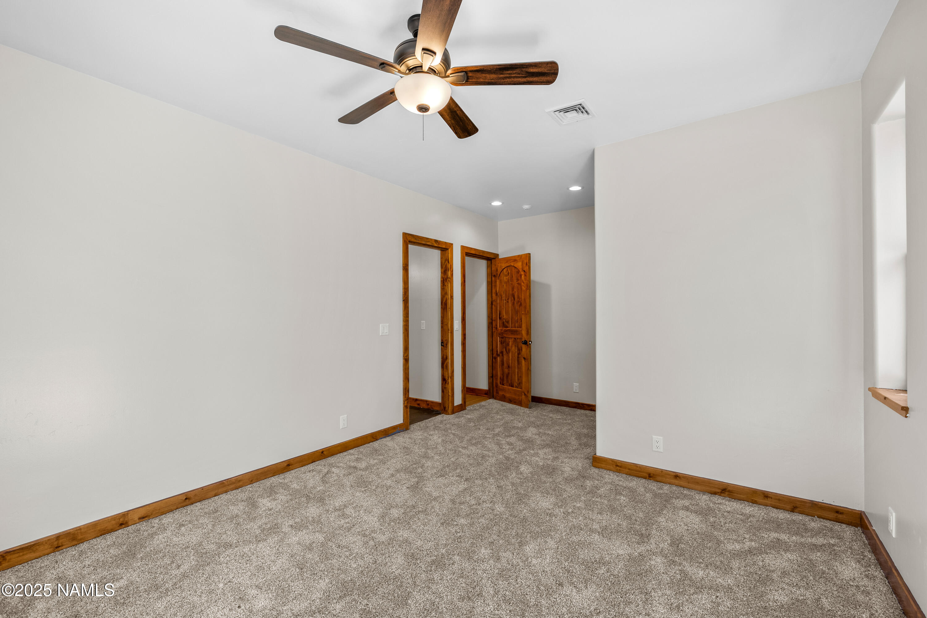 4613 S Bedrock Trail