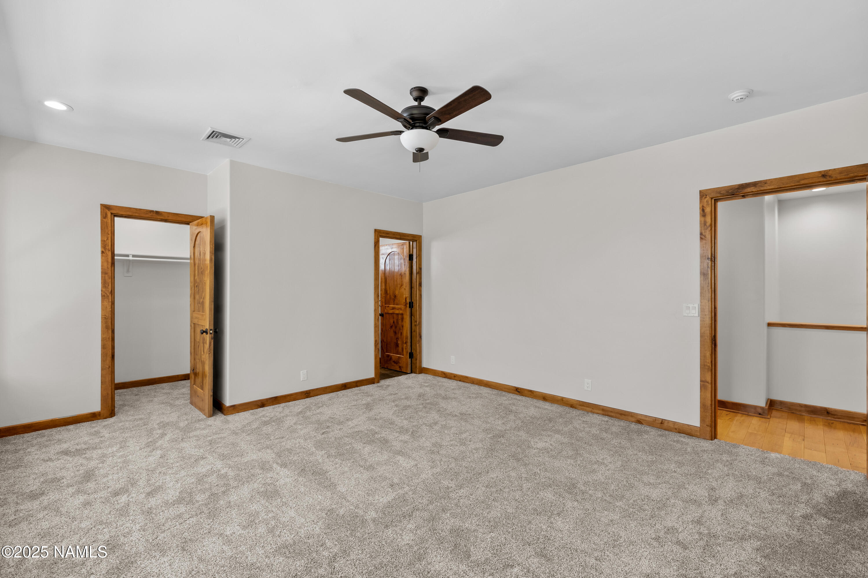 4613 S Bedrock Trail