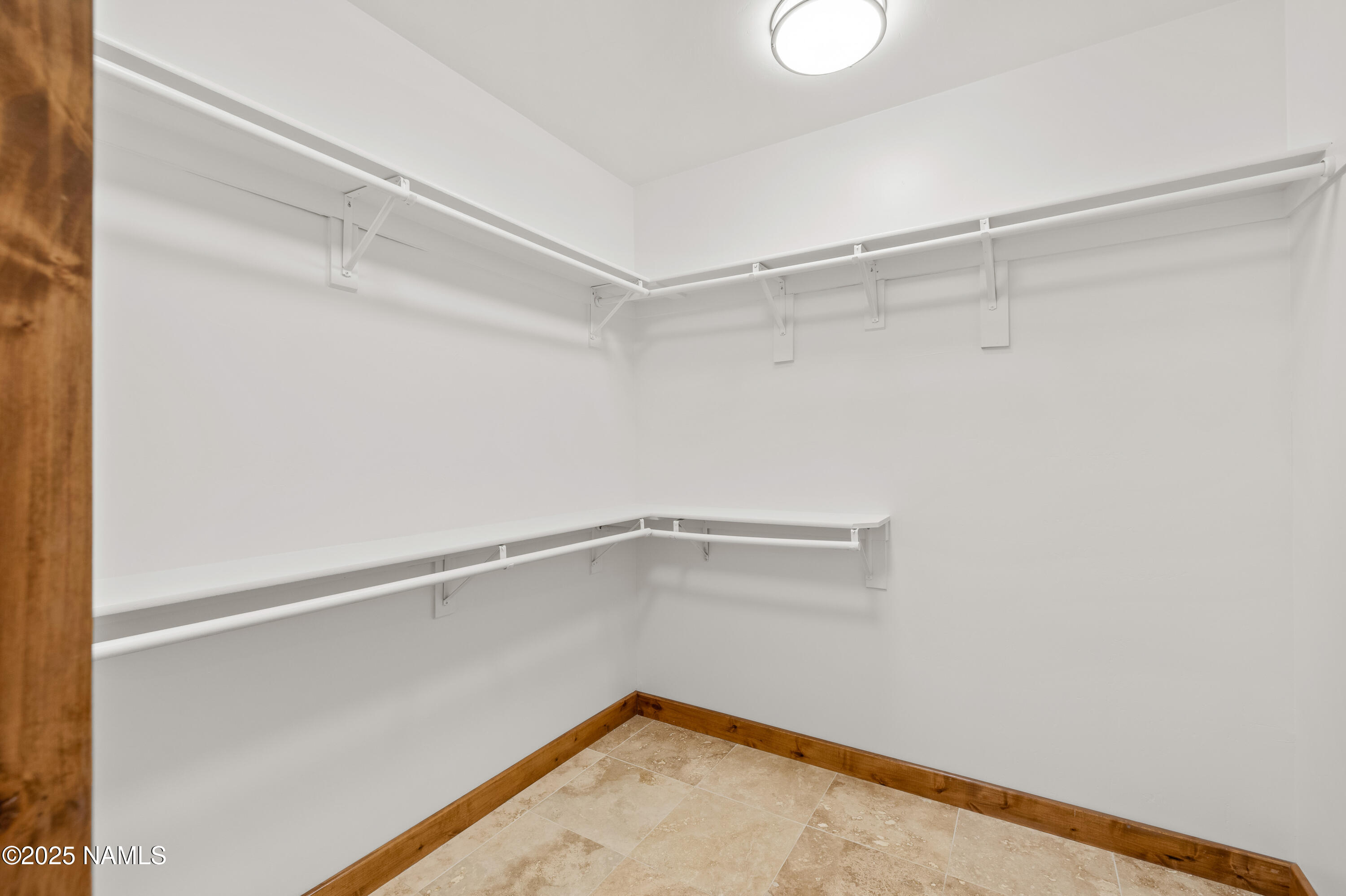 4613 S Bedrock Trail