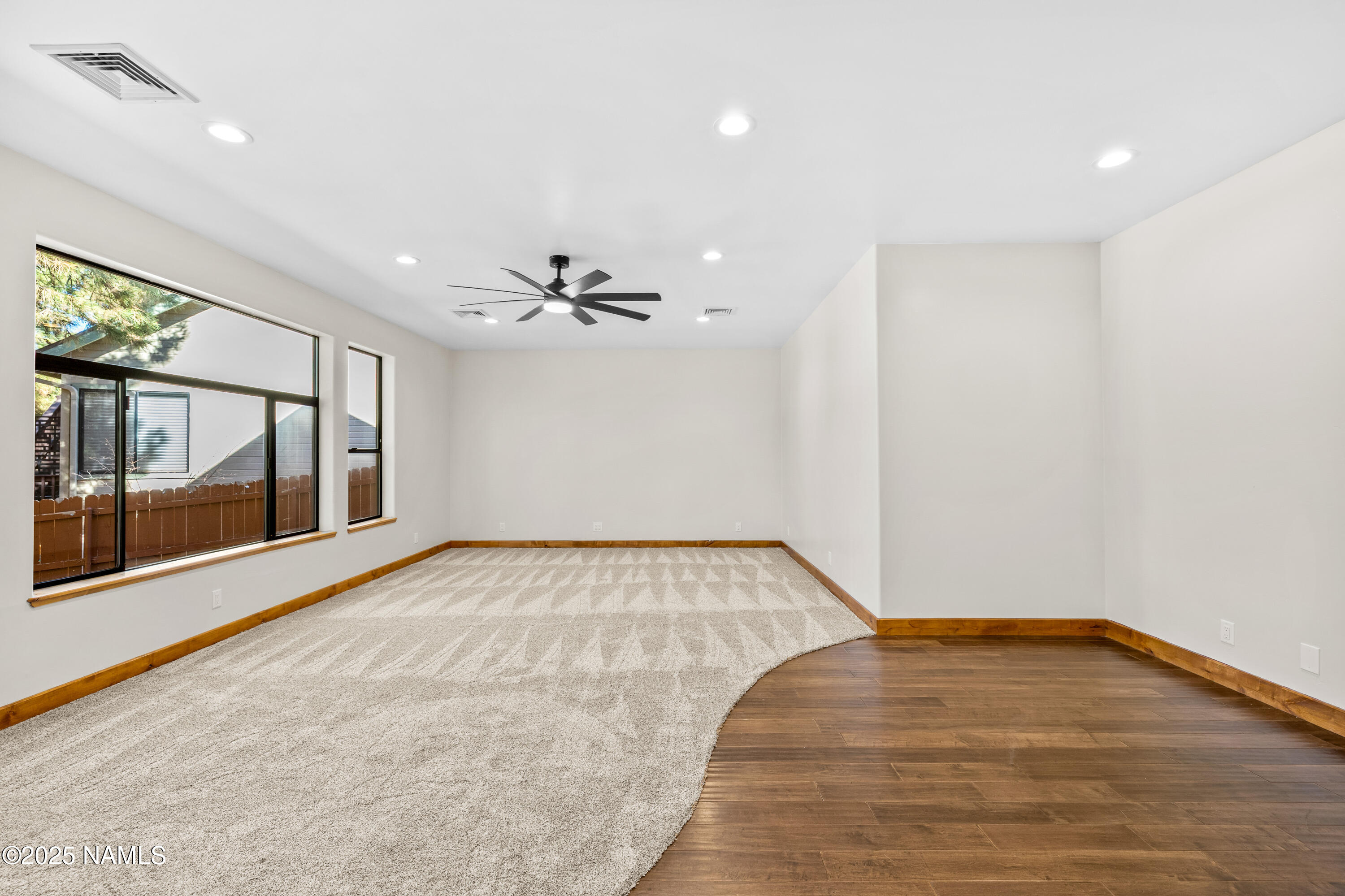 4613 S Bedrock Trail