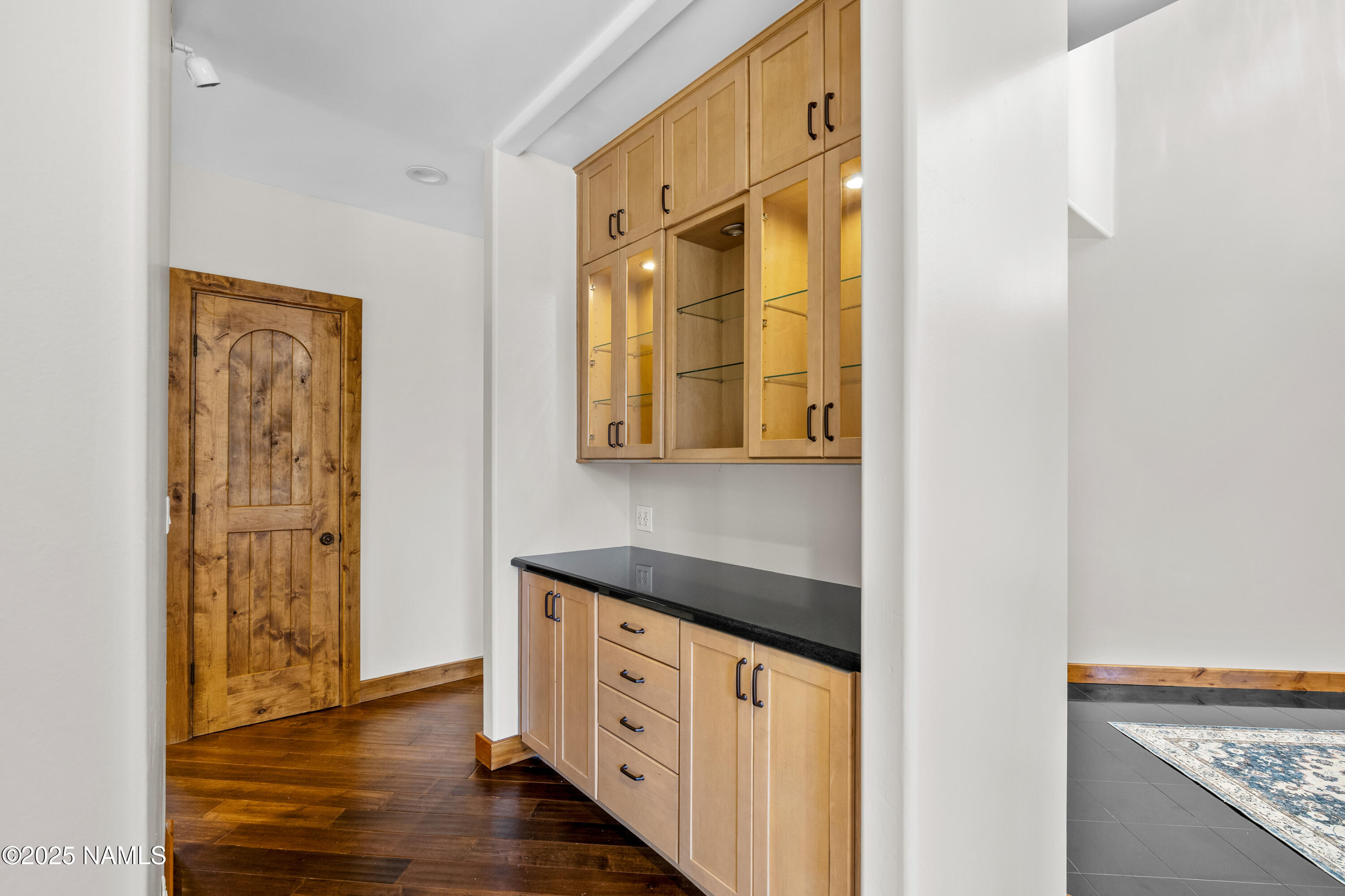 4613 S Bedrock Trail