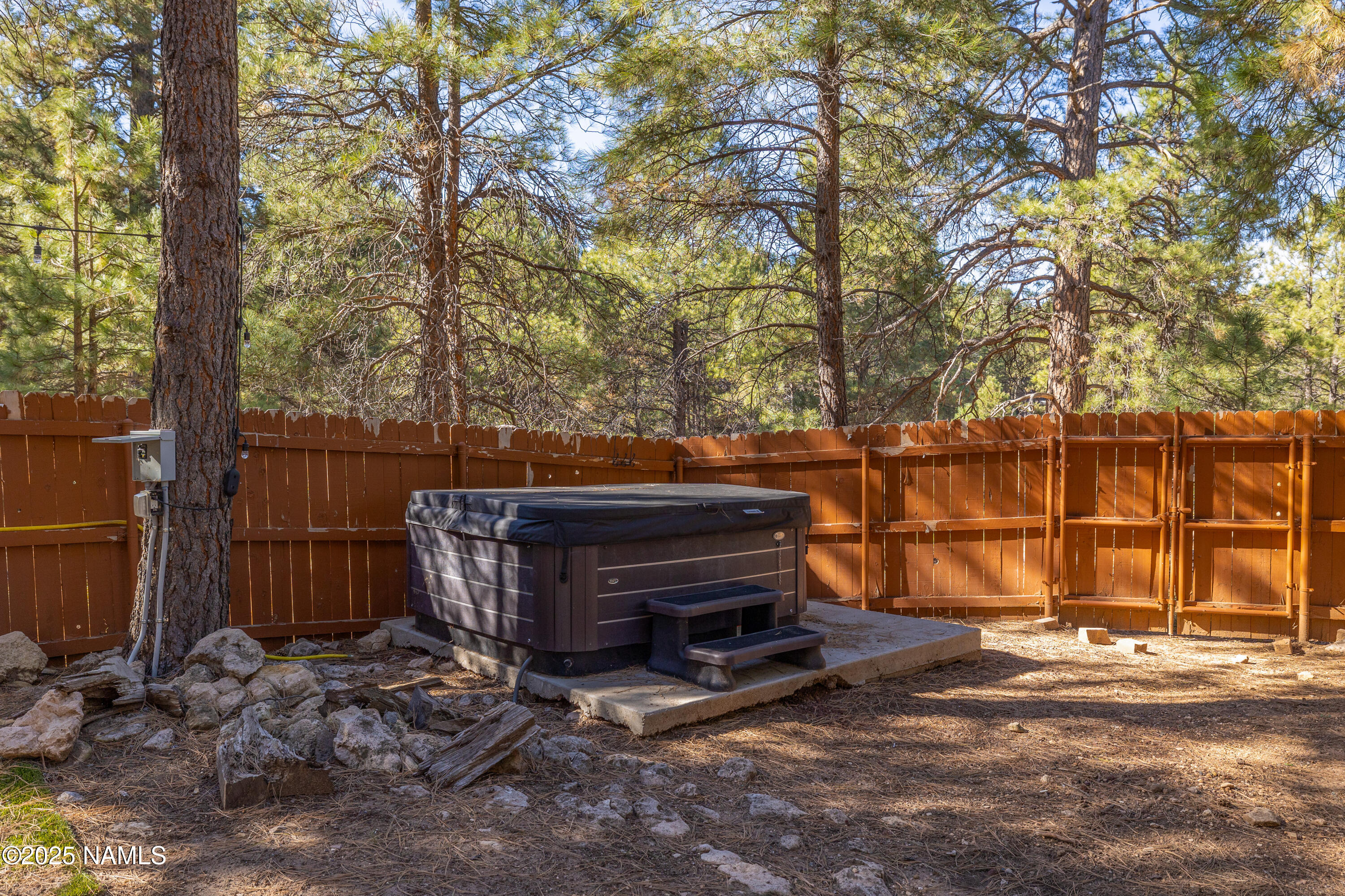 4613 S Bedrock Trail