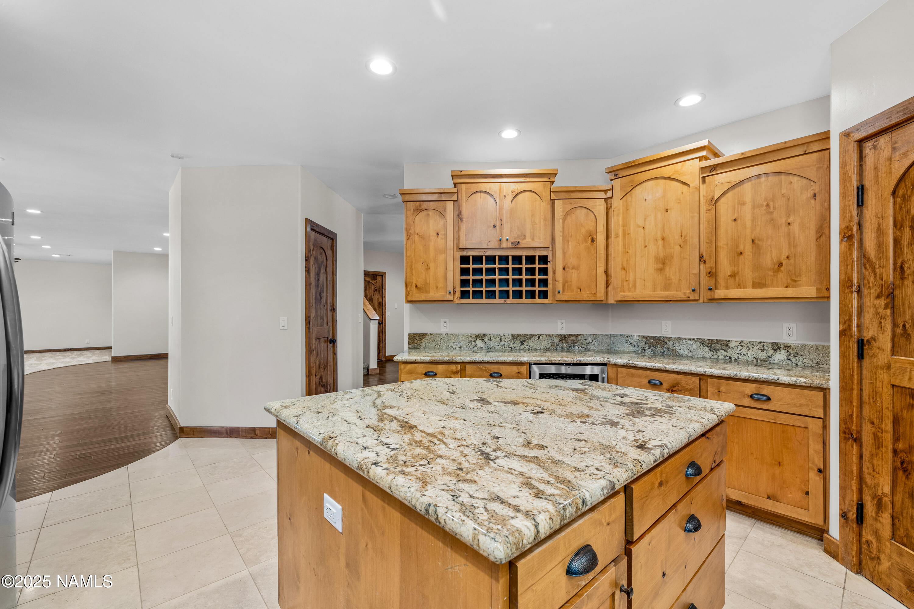 4613 S Bedrock Trail