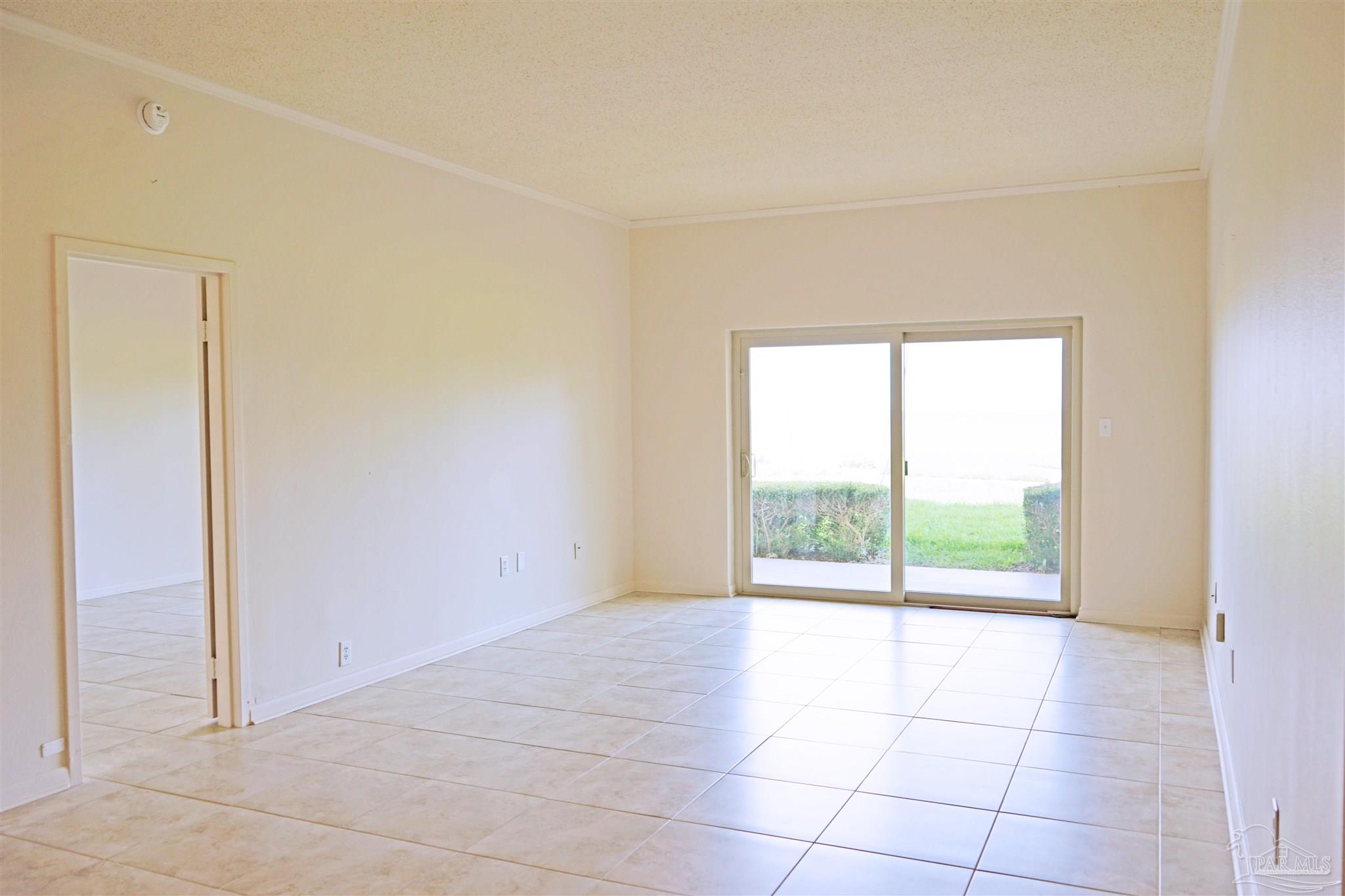 615 Bayshore Dr # 105