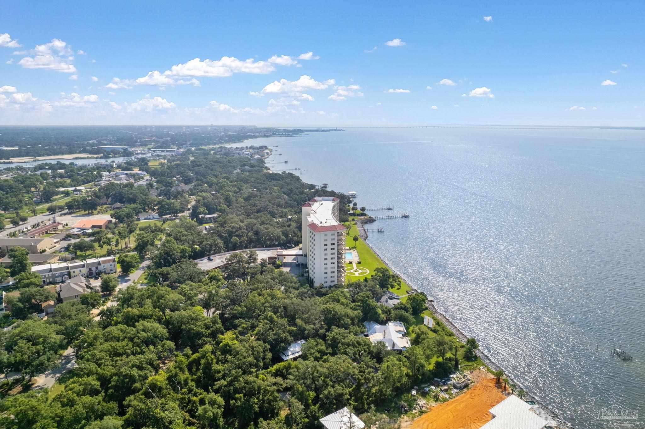 615 Bayshore Dr # 105