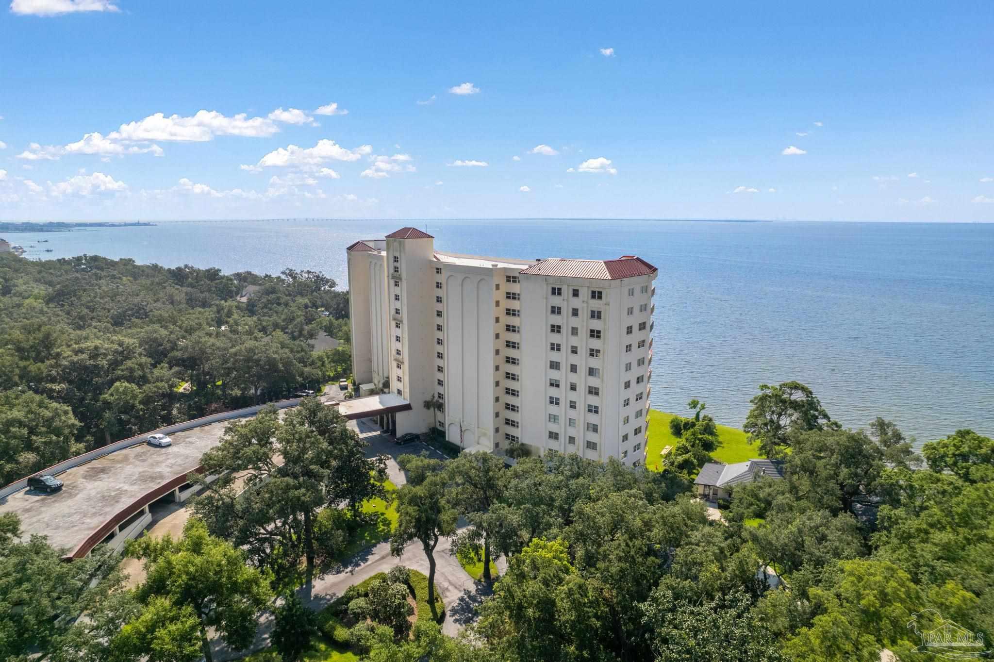 615 Bayshore Dr # 105