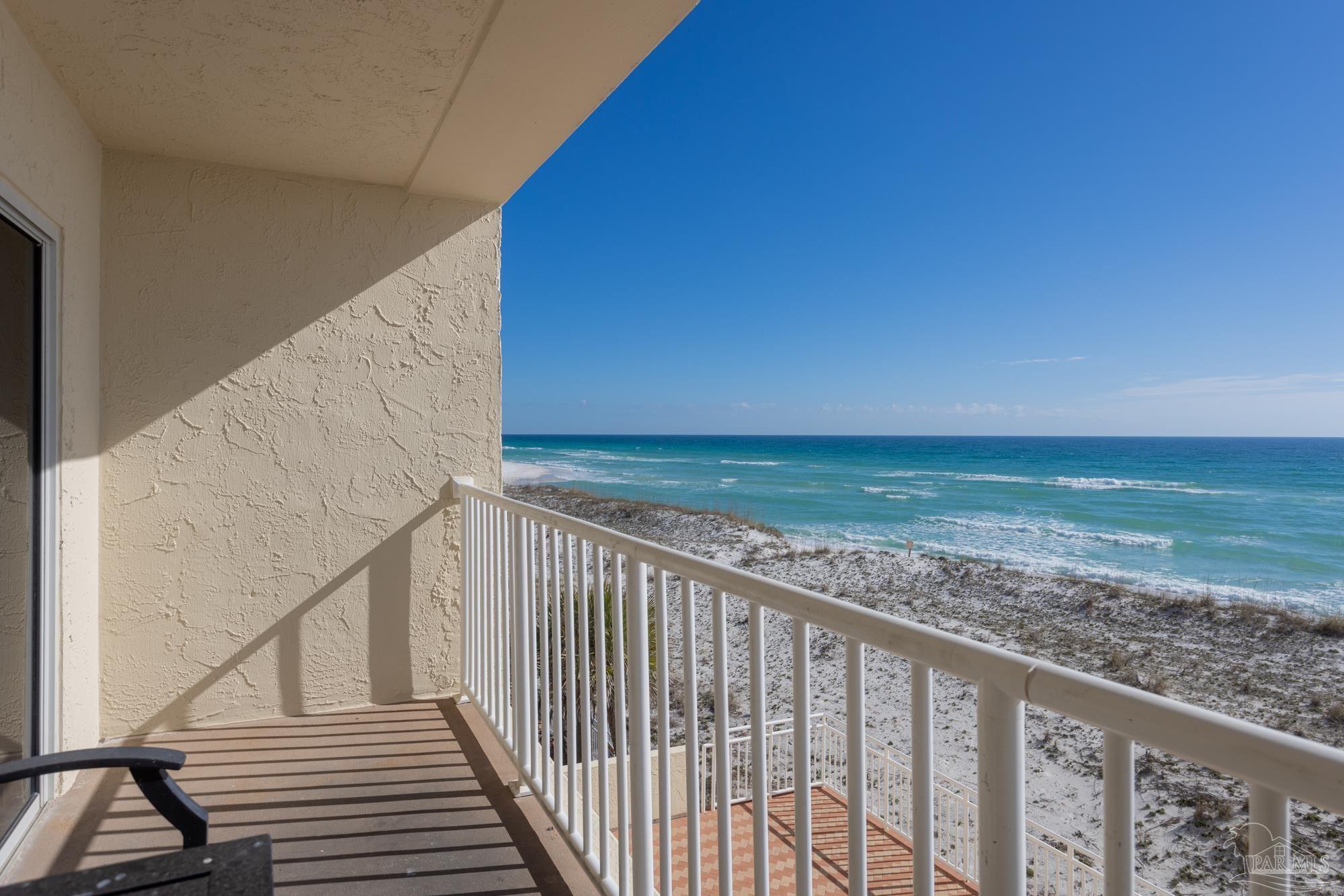 999 Ft Pickens Rd # 202
