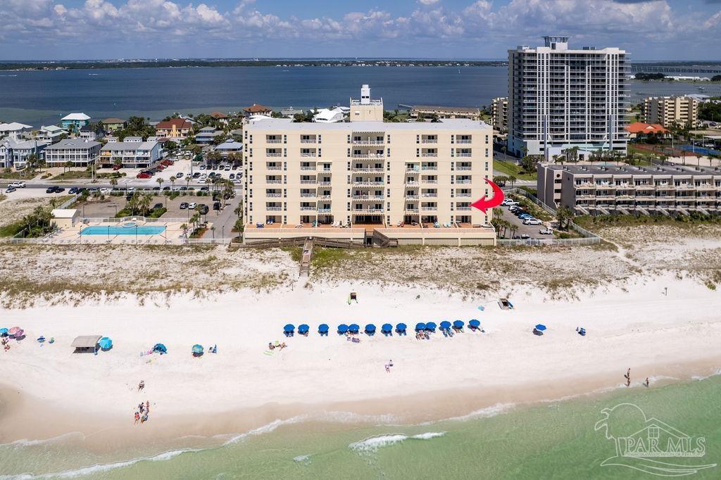 999 Ft Pickens Rd # 202