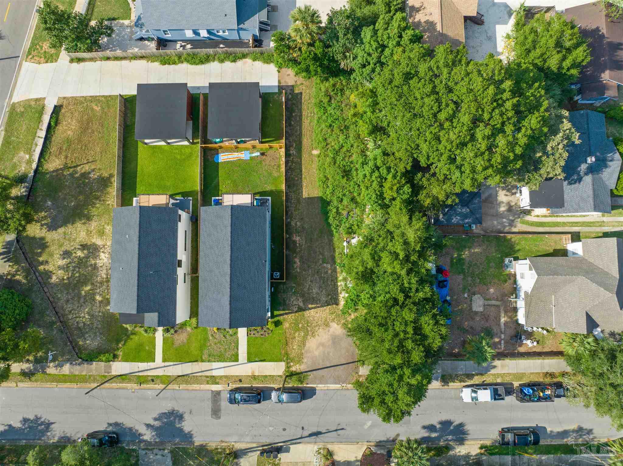514 W De Soto St