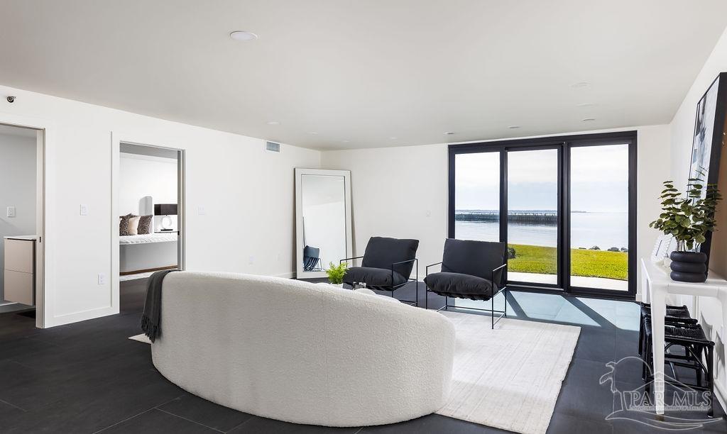 105 Port Royal Way # 105