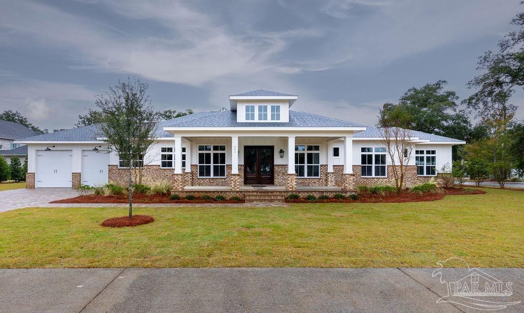 551 Chipley Ave