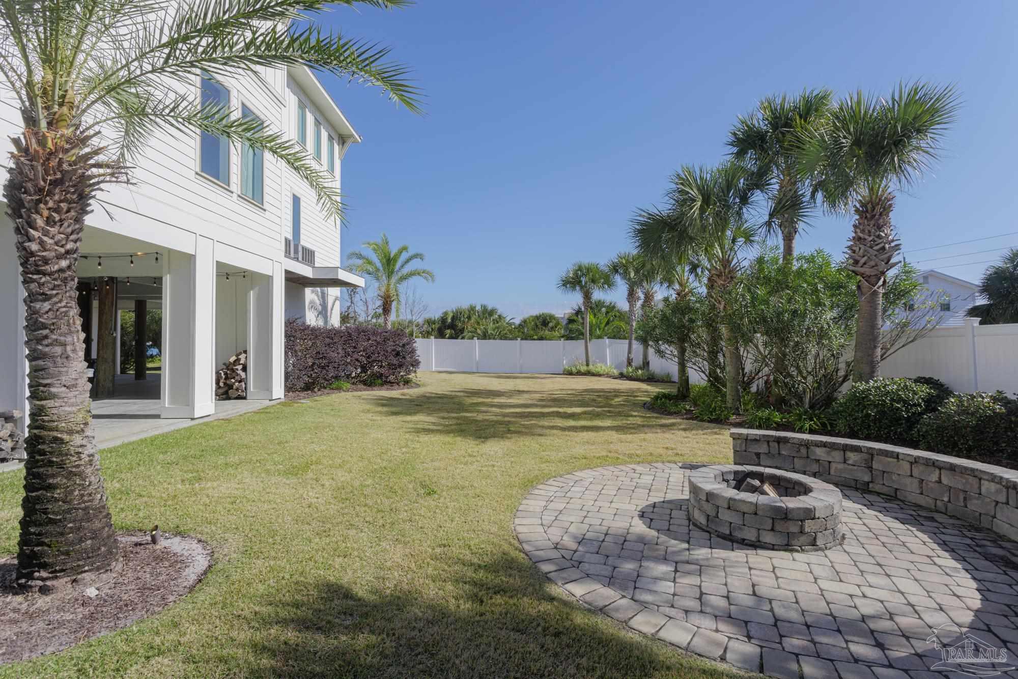 1004 Panferio Dr
