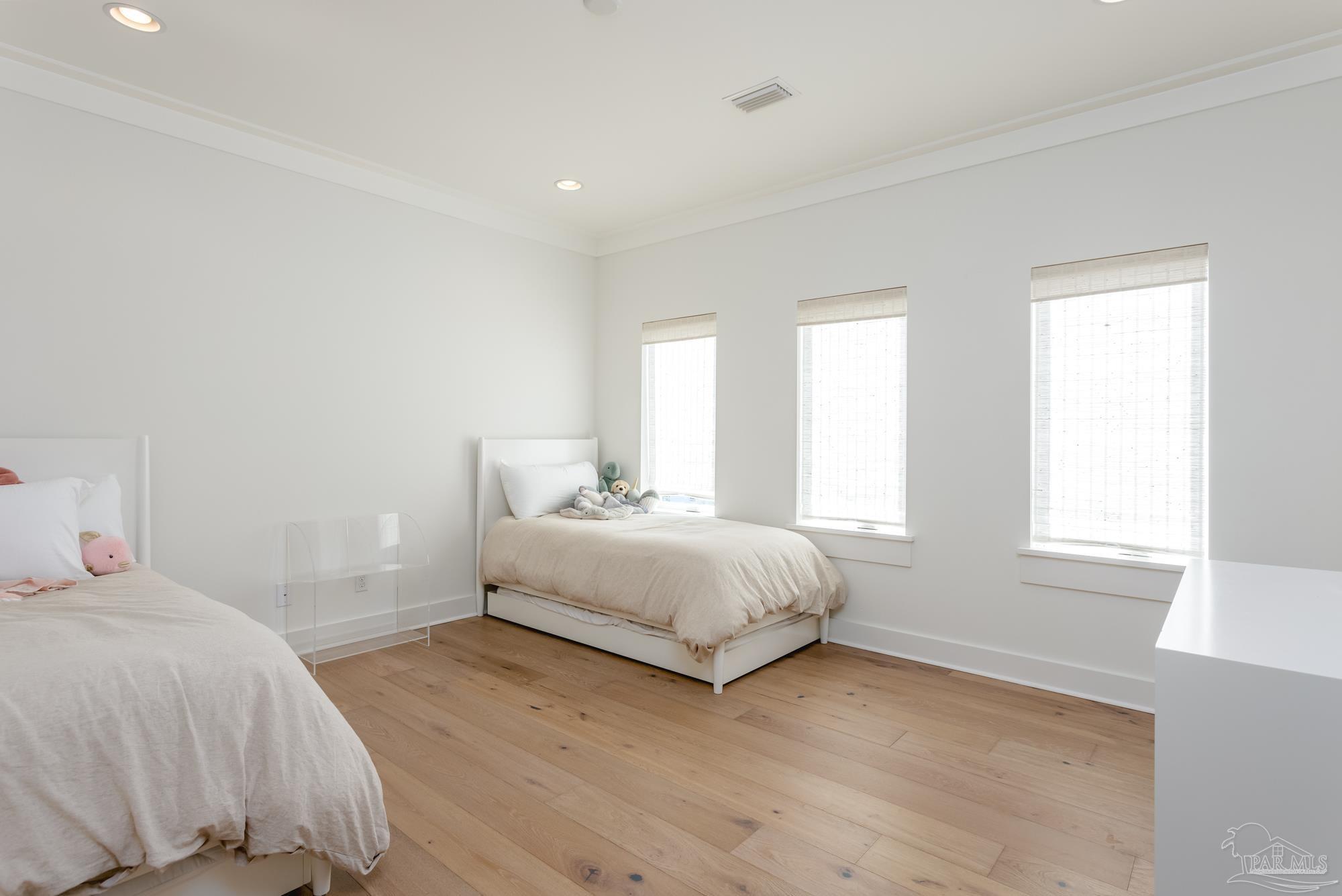 1004 Panferio Dr