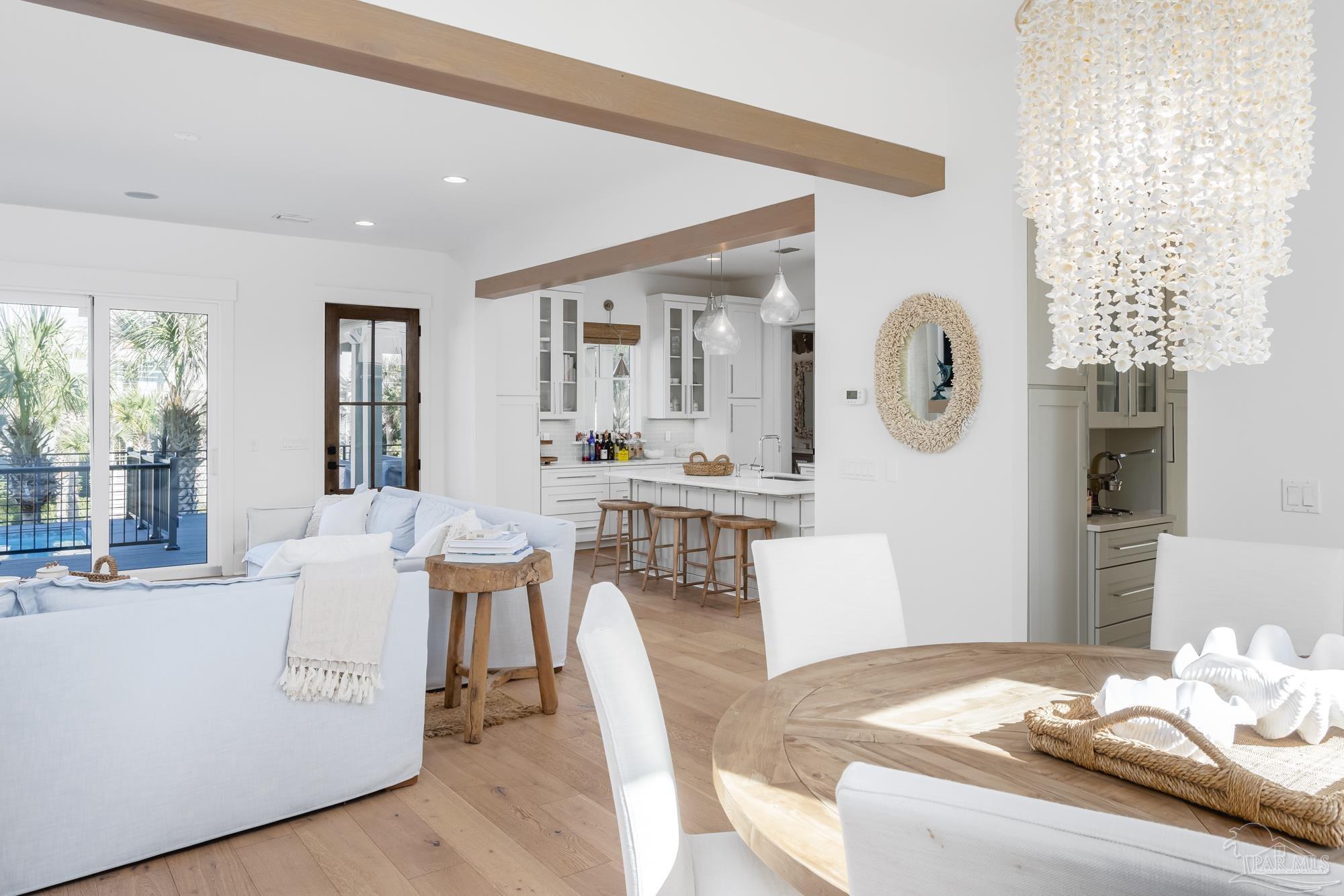 1004 Panferio Dr